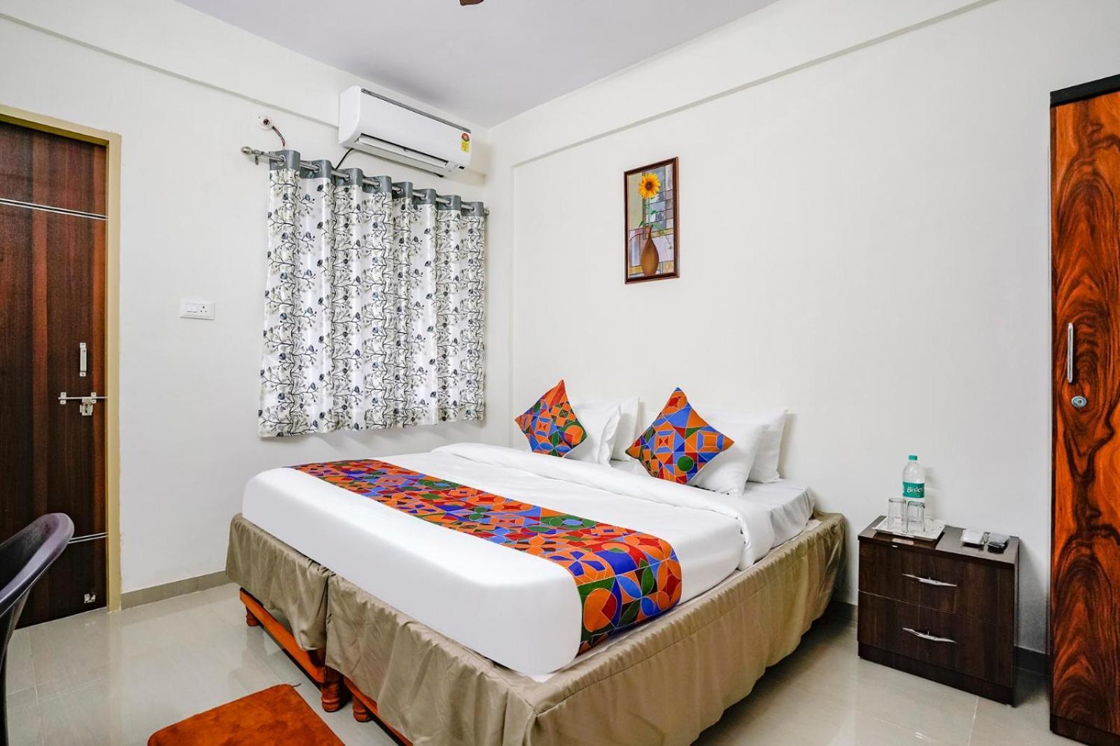 Hotel Comfort Caves Nashik Εξωτερικό φωτογραφία