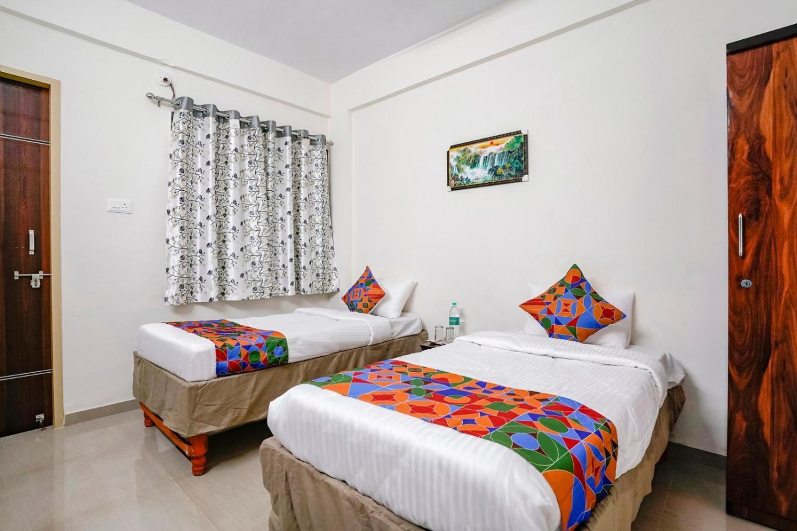 Hotel Comfort Caves Nashik Εξωτερικό φωτογραφία