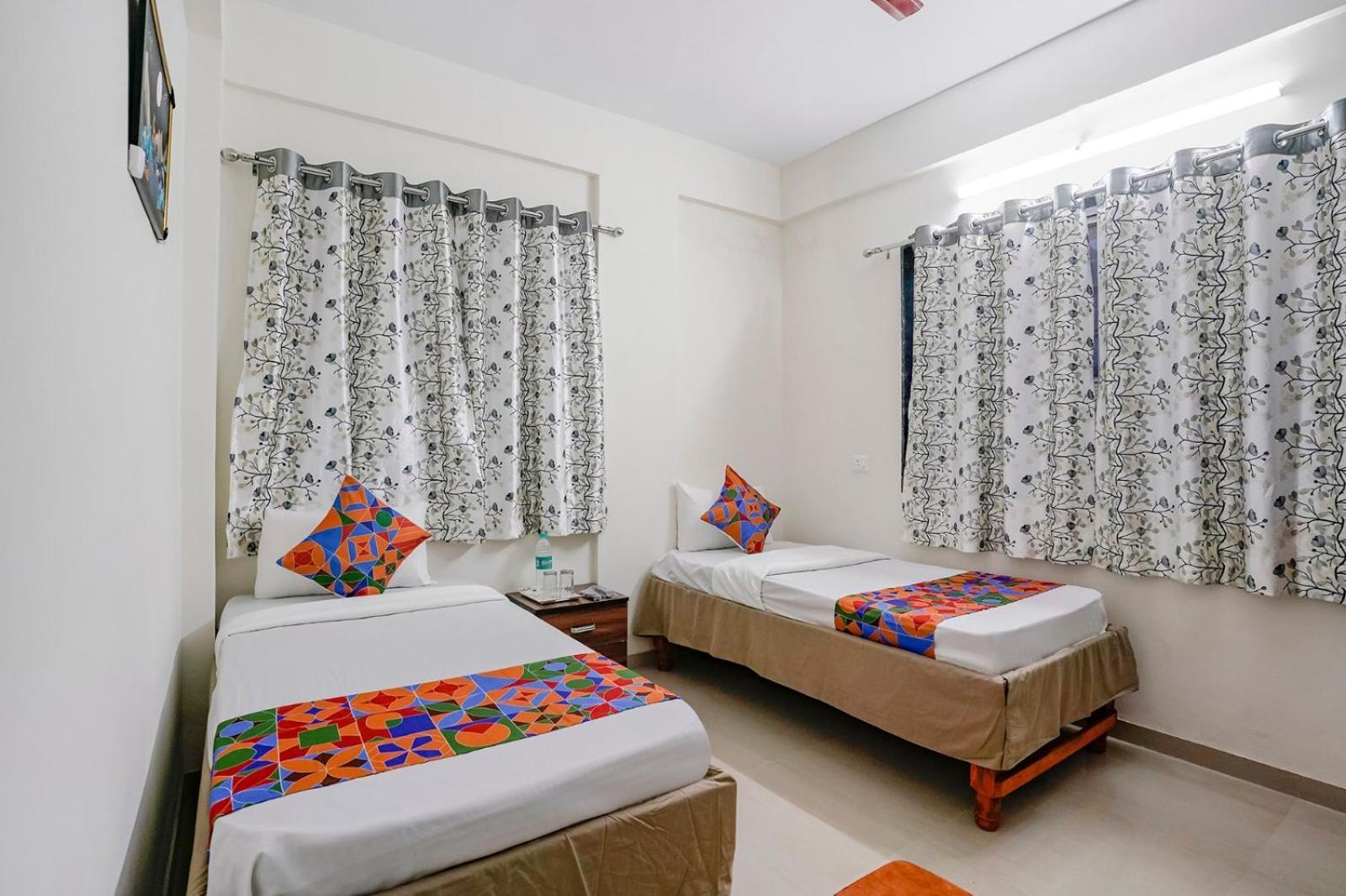 Hotel Comfort Caves Nashik Εξωτερικό φωτογραφία